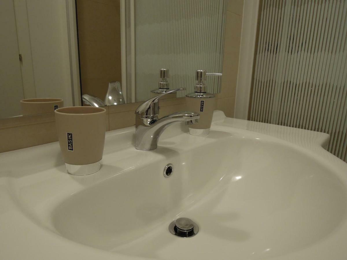 Residenza Ofelia Apartment Vicenza Bagian luar foto